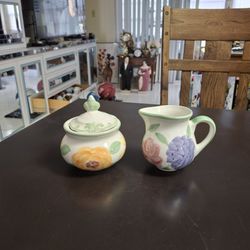 Set Of 2 Covered Porcelain Sugar Bowl And Creamer Pitcher Oven, Dishwasher, Microwave Safe, By Sauvignon Bachelle