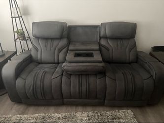 Recliner couch