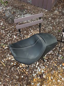 Harley seat