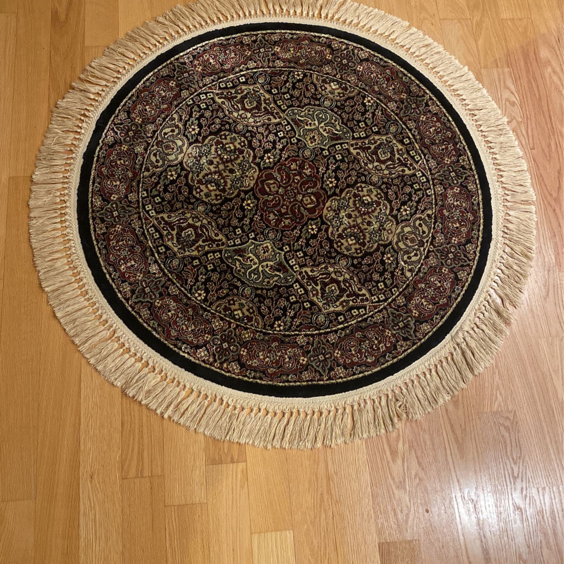 Round Persian Rug