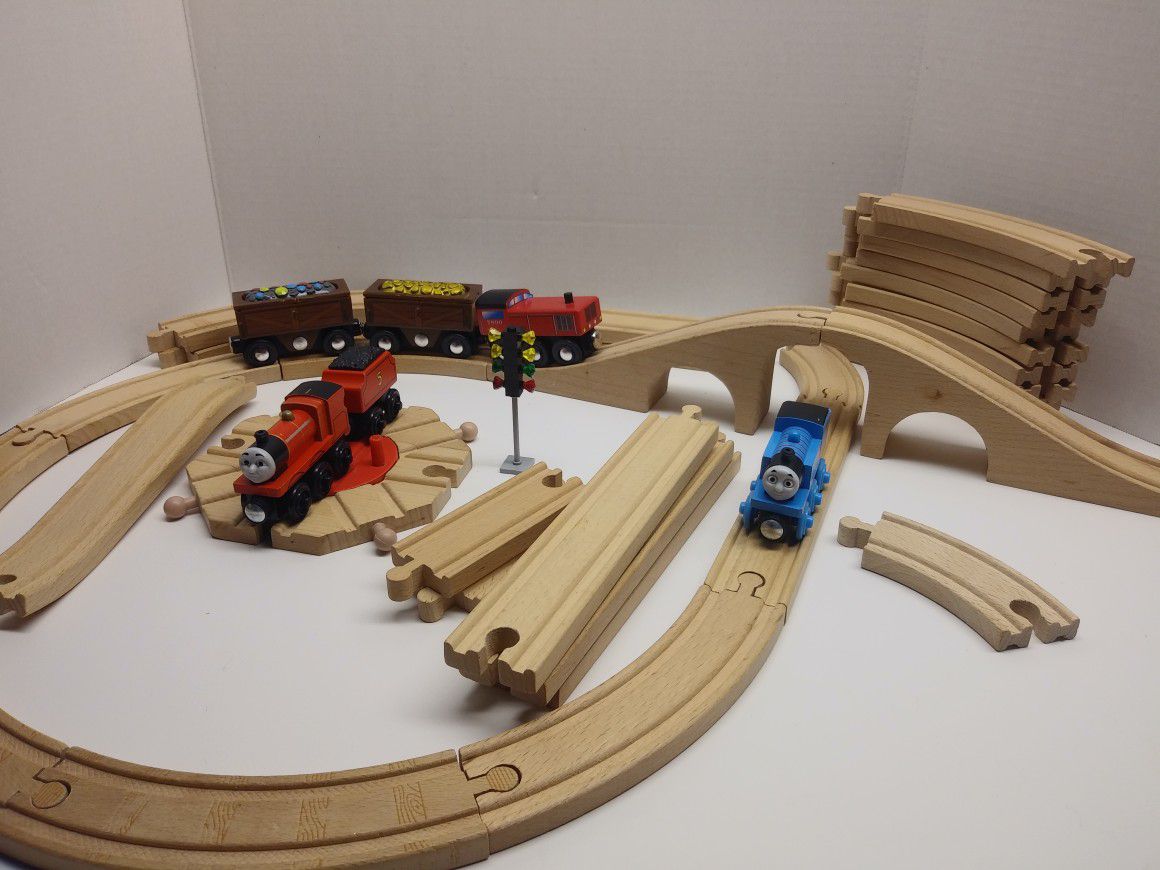 Thomas and friends wooden train and track lot
