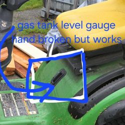 2014 D140 22hp John Deere Riding Lawnmower 