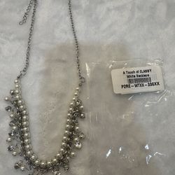 Necklaces/bracelet/earring set 