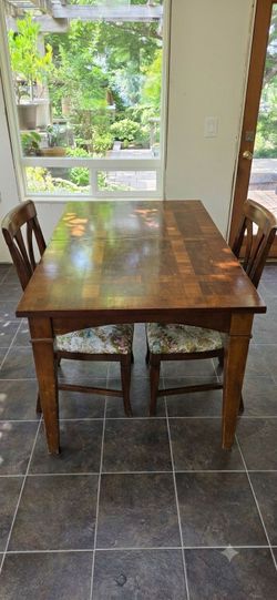 Solid Wood Dining Set with Extension Leaf + 8 Chairs
