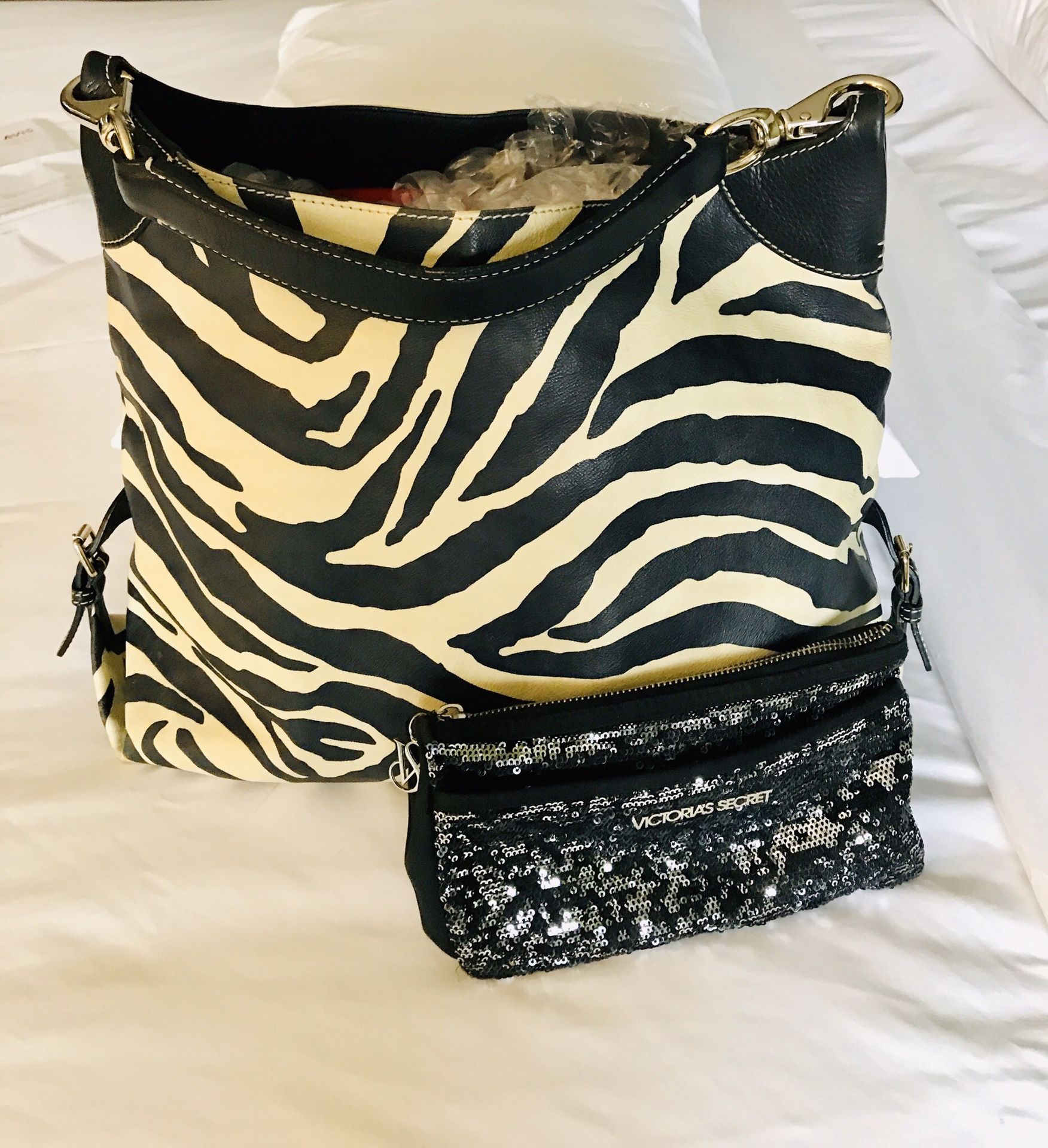 Dooney Bourke Handbags large Tote Leather Shoulder Bag Purse Zebra.