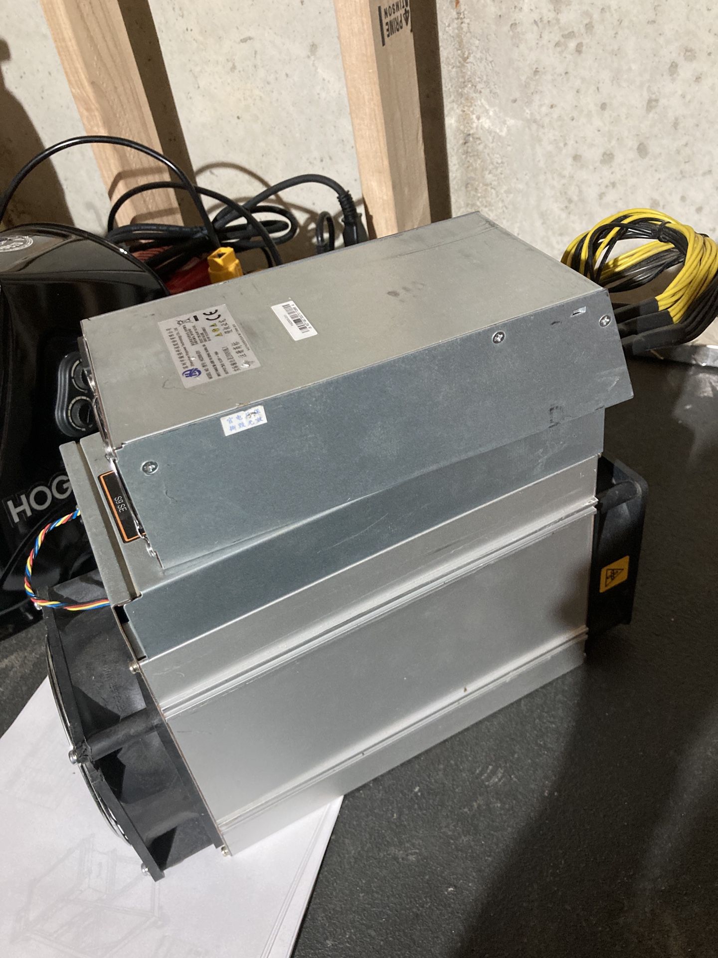 Bitcoin Antminer S9 SE