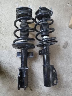 Front Complete Struts for Buick Enclave 2008-2016 (Used – Very Good Condition)
