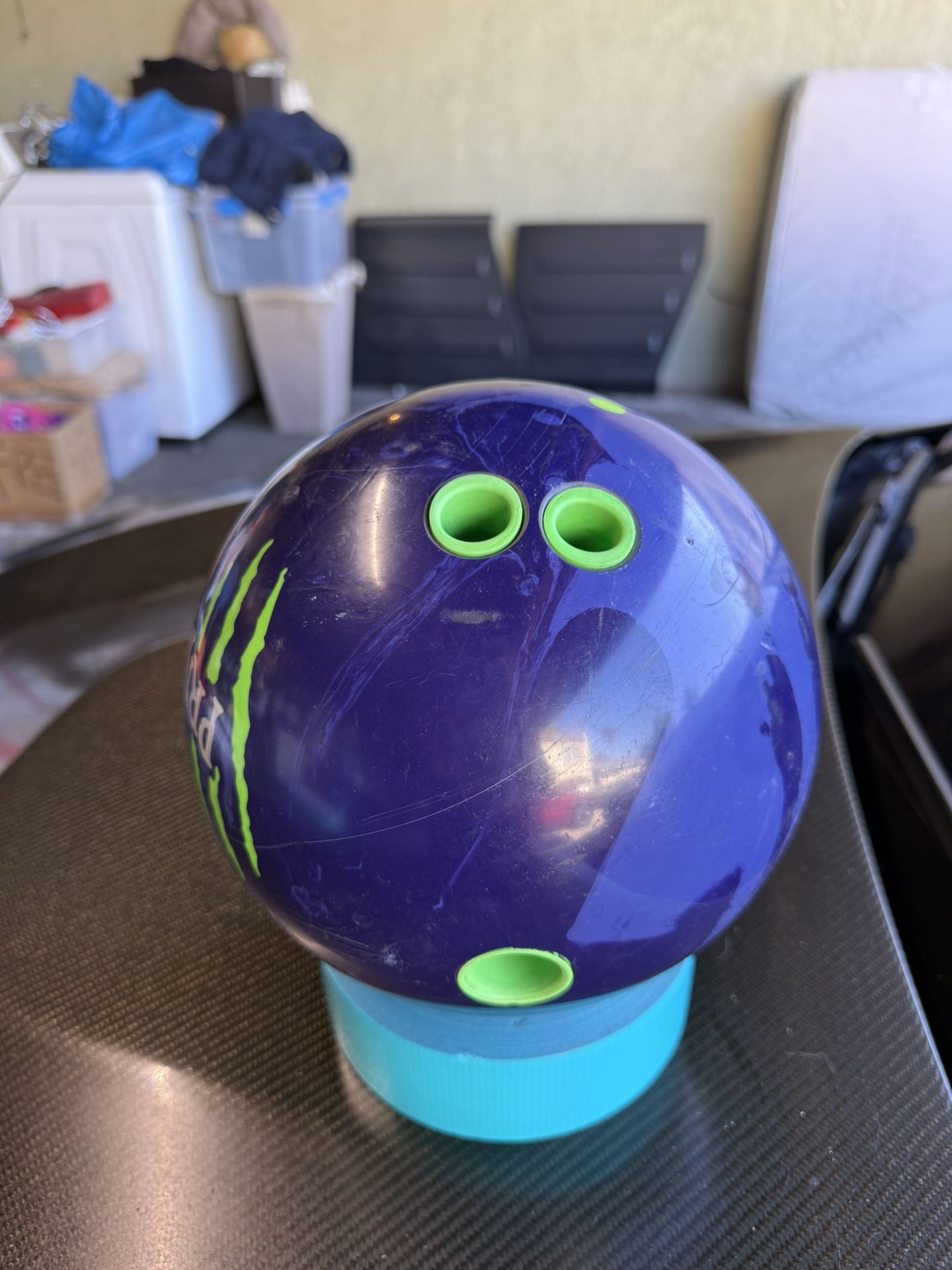 Motiv Primal Bowling Ball