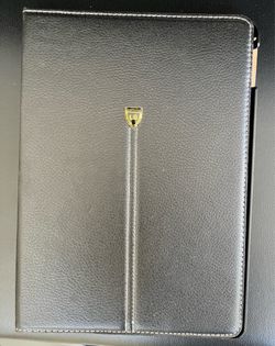 Free New iPad Case - Read -