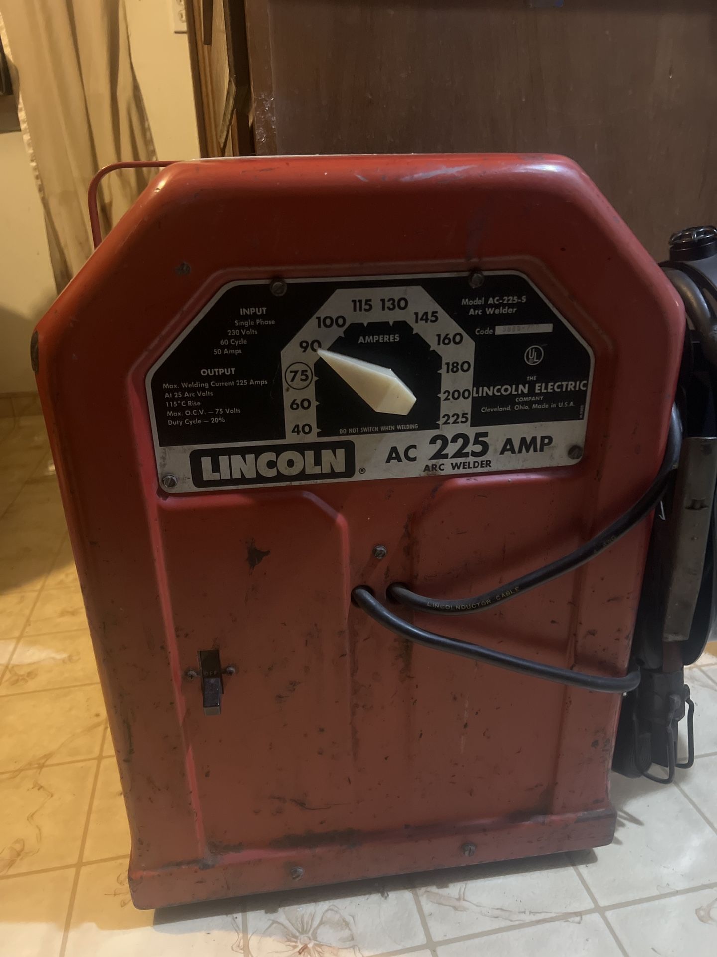 Lincoln Electric AC 225 Amp Arc Welder