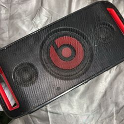 Beats Boombox