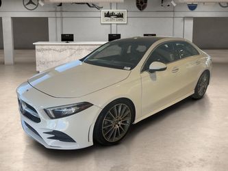 2022 Mercedes-Benz A 220