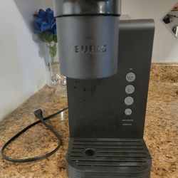 KEURIG Single Serve Coffee Maker