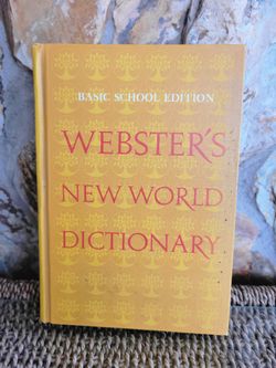 Webster's New World Dictionary Basic School Edition 1976 Vintage