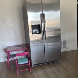 Frigidaire, refeigerator