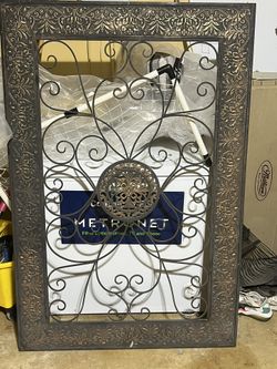60x40 Metal Decorative  Piece 