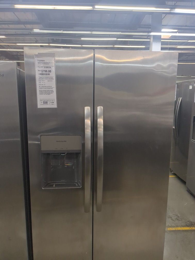 Frigidaire Side By Side Refrigerator FRSS2623A Retail Price $1699 SAVE $900