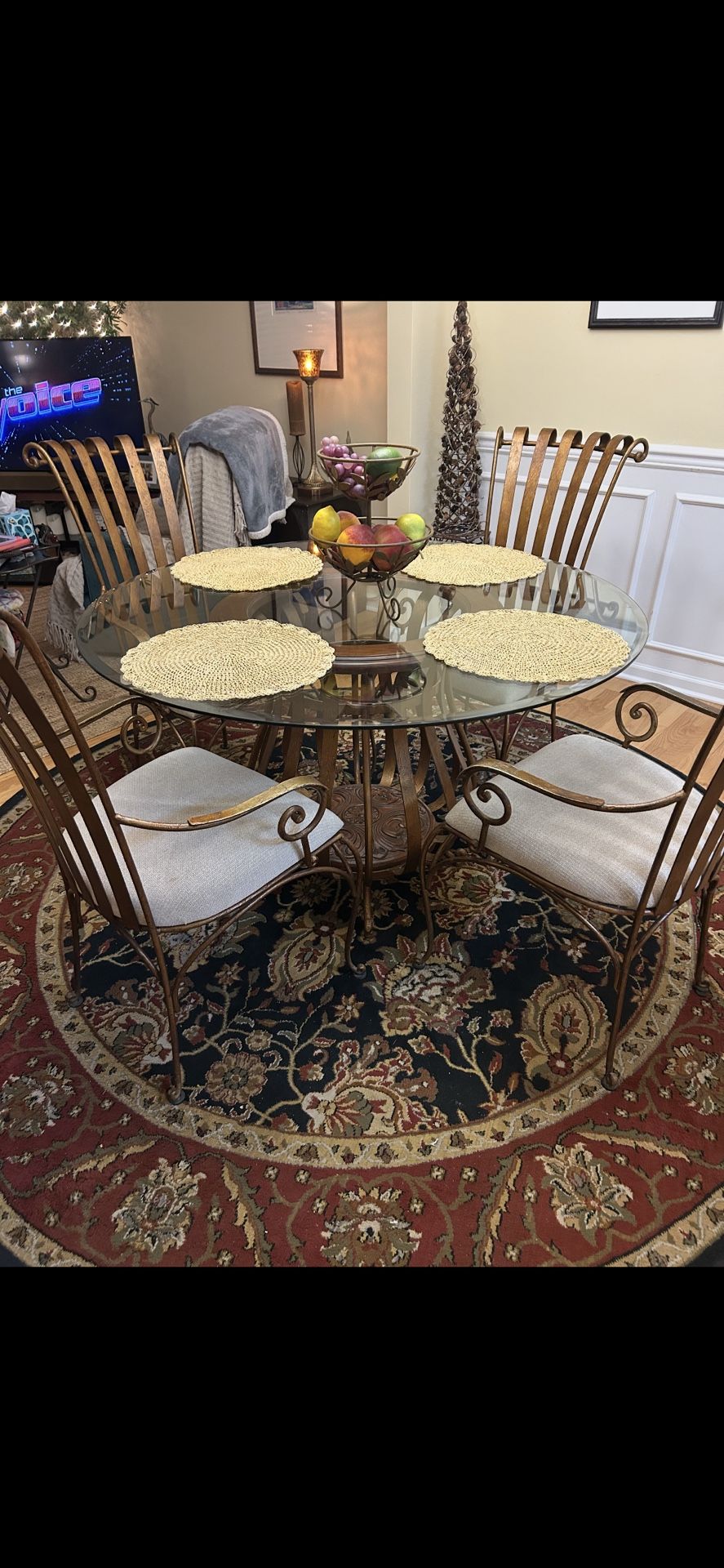 Dining Room Suit $500