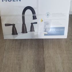 MOEN

Banbury 8 in. Widespread Double Handle High-Arc Bathroom Faucet in Mediterranean Bronze 