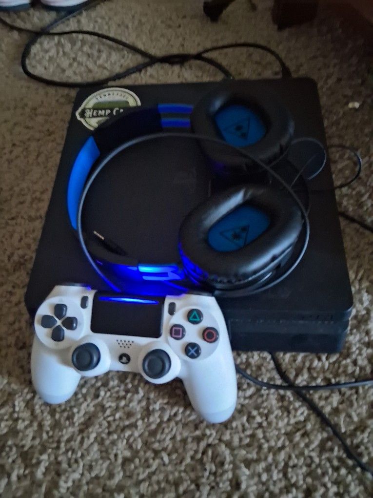 Ps4 Slim Console