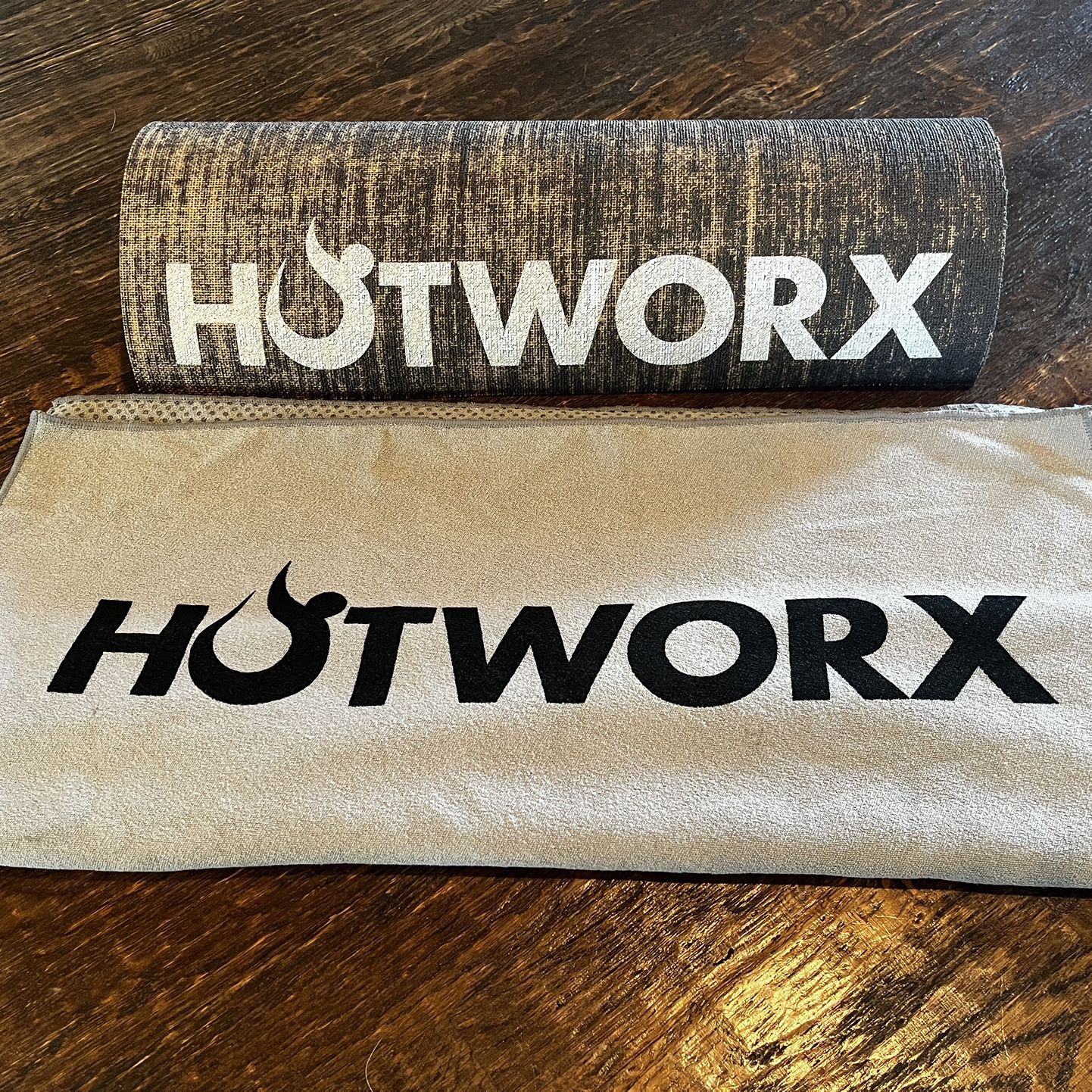 HotWorx Yoga Mat & Towel for Sale in Fairview, TX - OfferUp