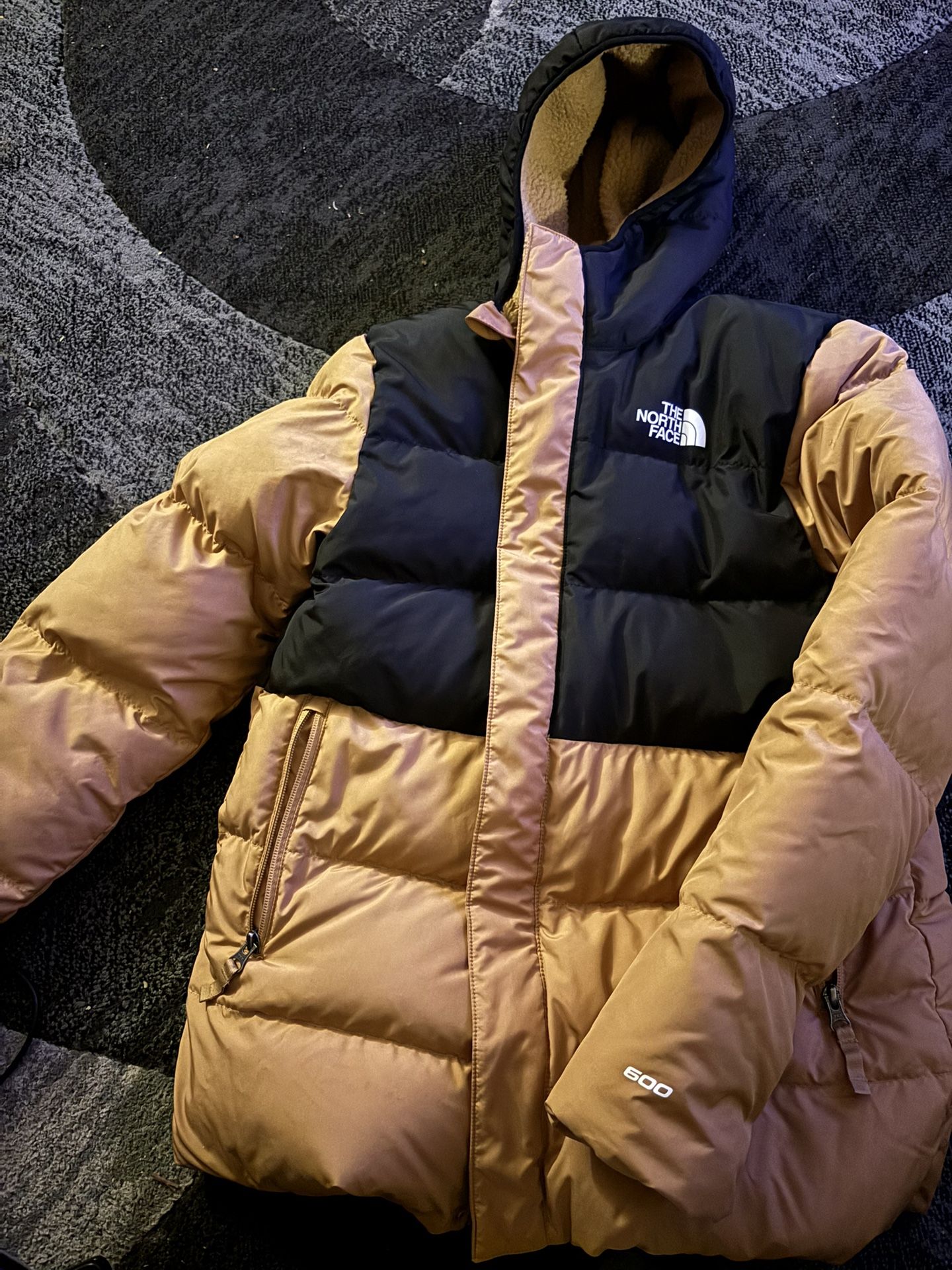 North Face Men’s Hydrenalite™ Down Hoodie (OPEN FOR OFFERS)