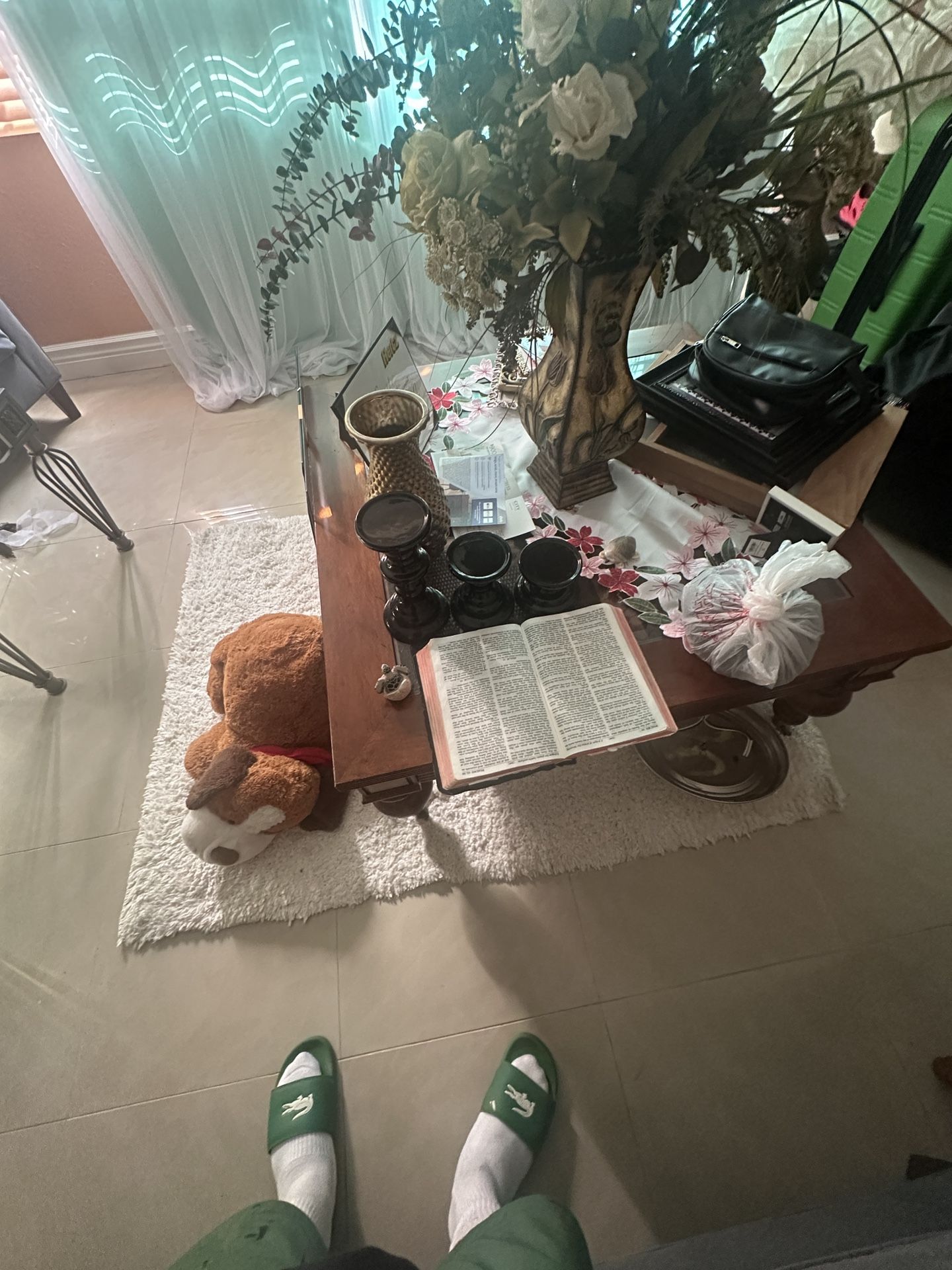 3 Table