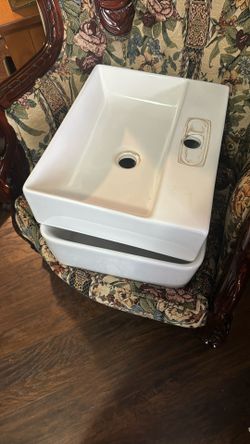 Set of 2 sinks
