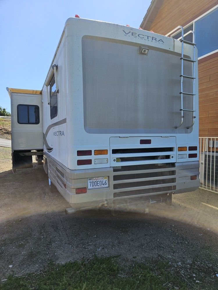 1996 Winnebago Vectra wkm34rq diesel