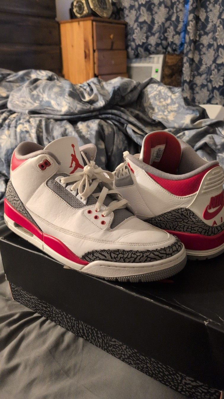 Jordan 3 Fire Red Size 13