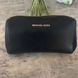 Michael Kors wallet