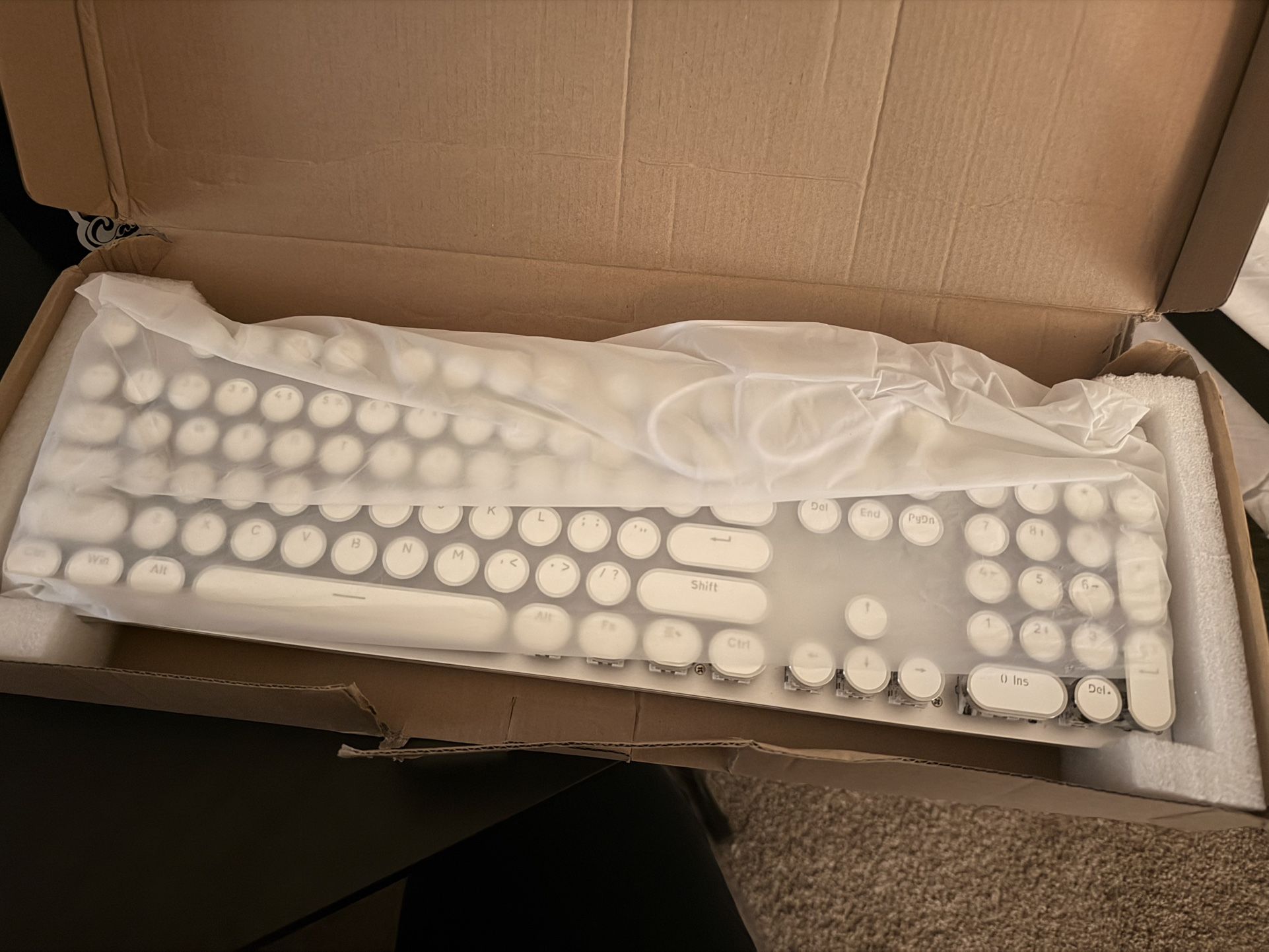 Typewriter Lightup Wired Keyboard