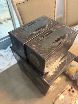 8 x Full boxes of Pitch Black cards. Left over from master set
