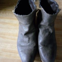 Mossimo Zip Up Boots