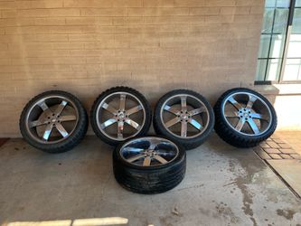 24x10 inch Rims 6 lugs / 6 rims !! 80% tread