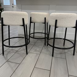 Set Of 3 Bar Stools 