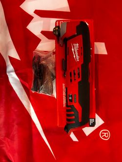 Milwaukee M12 Cordless Multi-Tool