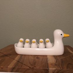 Cute Chopstick Duck Rest