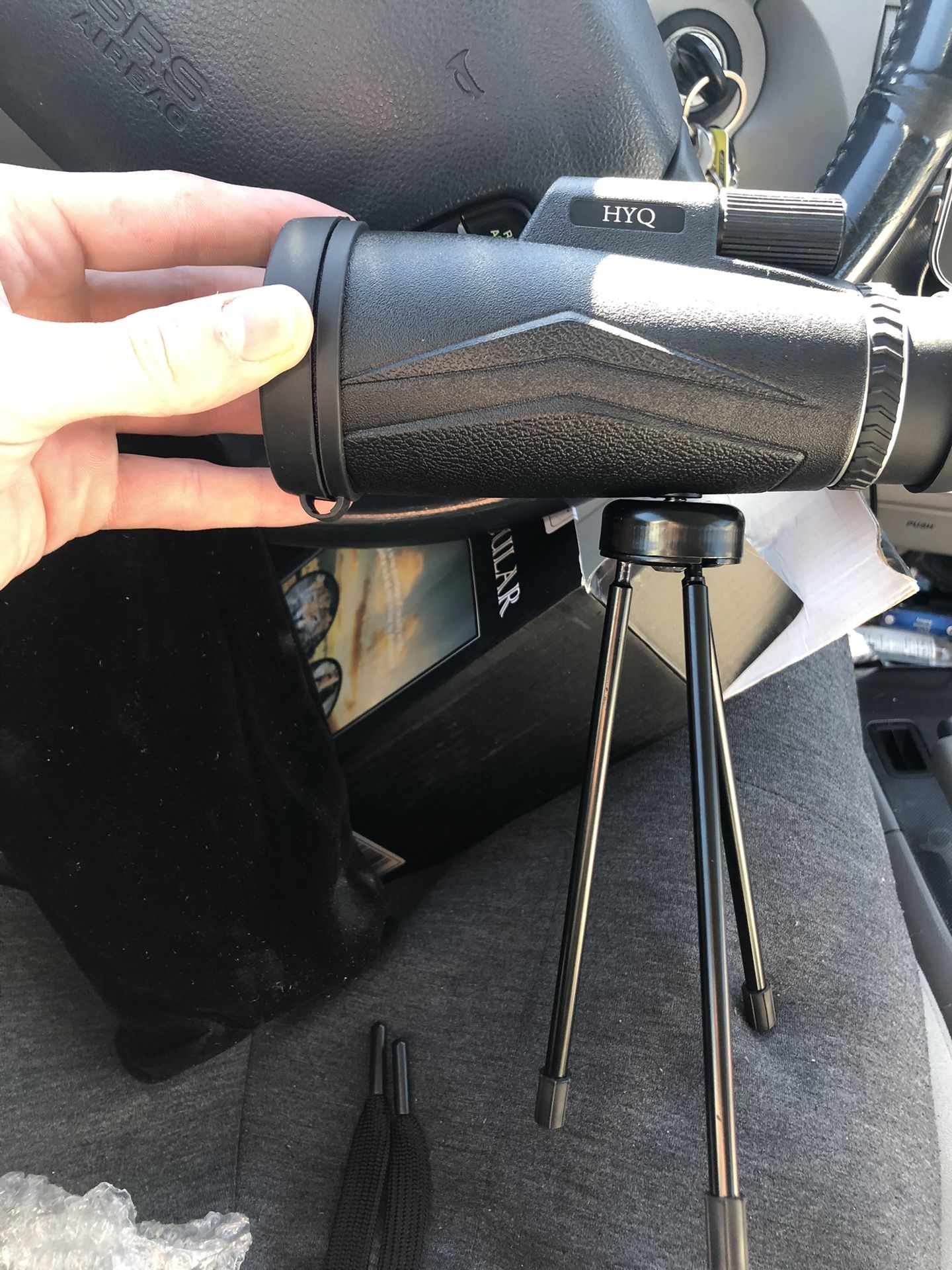 Binocular