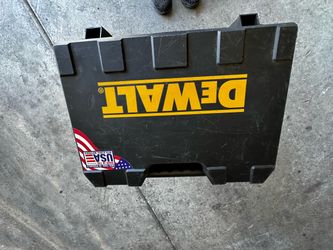 Empty box 10 dollars for it