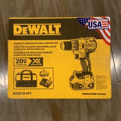 DeWALT 20V MAX XR Brushless Drill Kit w/5.0 Battery Pack NEW