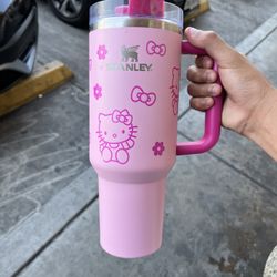 Stanley Hello Kitty 60