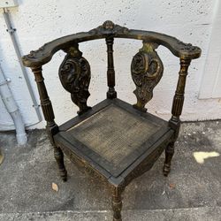 Early Antique Carved Corner Chair $100