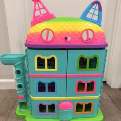 Gabby’s Dollhouse