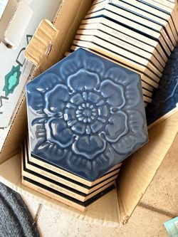 Blue tile 6 inch