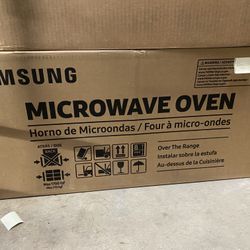 New In box Samsung Microwave