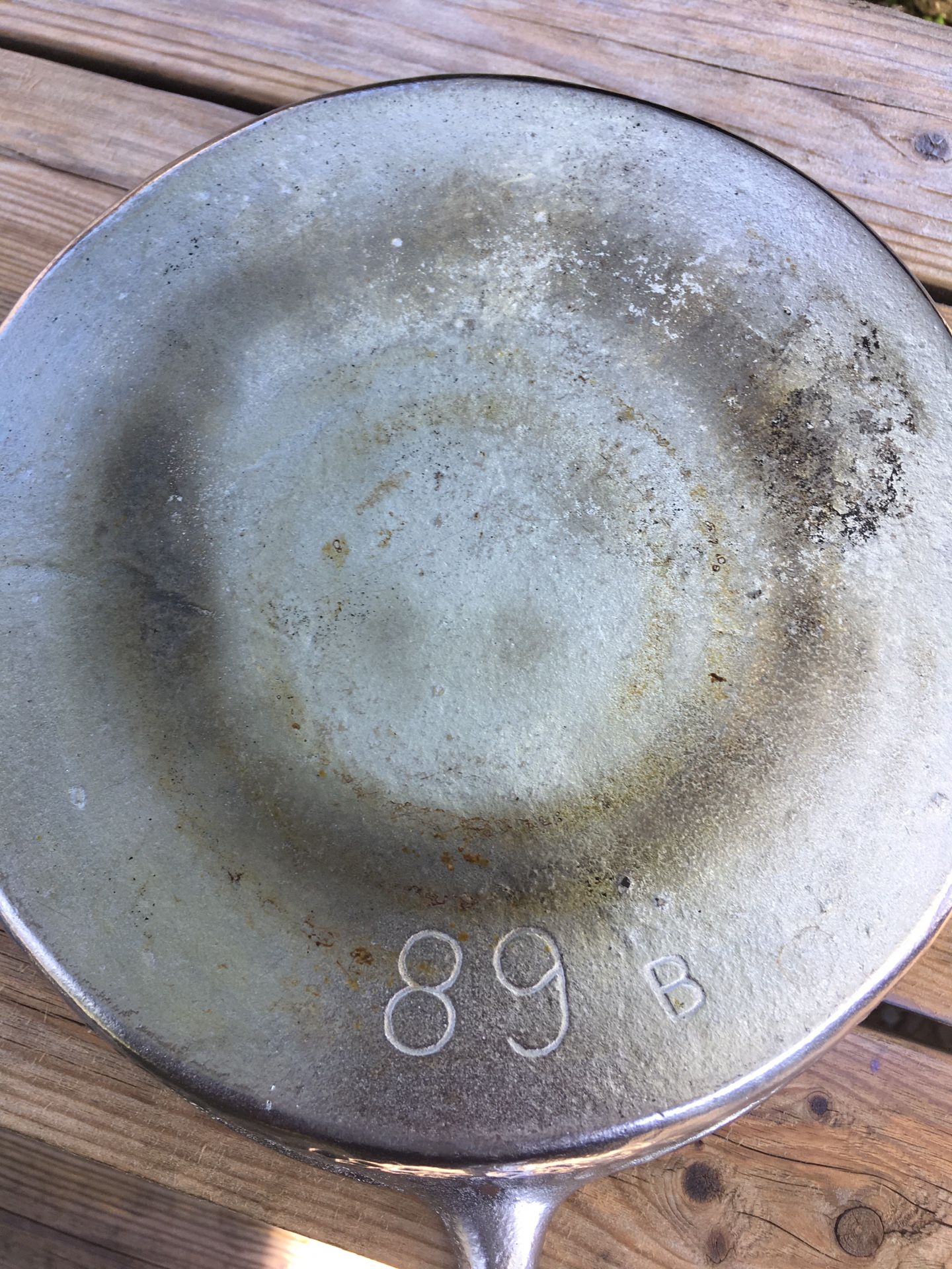 Chicago hardware foundry cast iron skillet