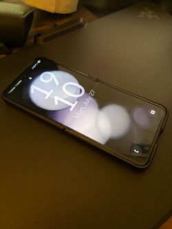 Like New - Samsung Z Flip 5 (512gb) (5G)
