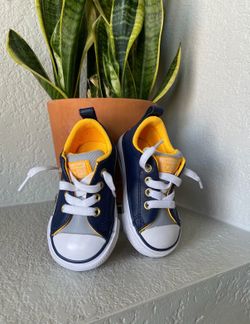 Toddler converse size 5