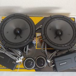 KICKER 1 PAIR 6.5" 300 WATTS COMPONENT SET WITH CROSSOVER CAR SPEAKER ( BRAND NEW PRICE IS LOWEST INSTALL NOT AVAILABLE )